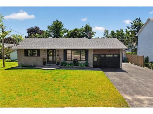 14 Cabot Dr, Moncton, NB 