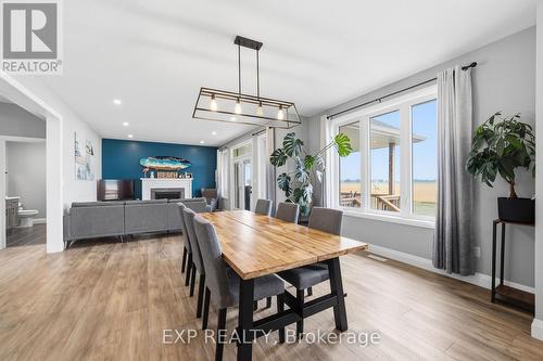 120 Lila Street, Dutton/Dunwich, ON - Indoor Photo Showing Dining Room