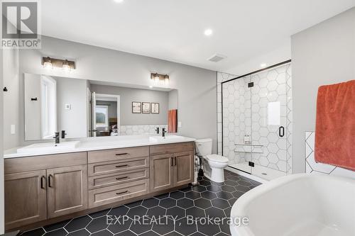 5 Piece Luxury Ensuite - 120 Lila Street, Dutton/Dunwich, ON - Indoor Photo Showing Bathroom