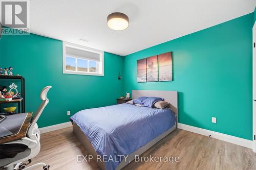 120 Lila Street, Dutton/Dunwich, ON - Indoor Photo Showing Bedroom