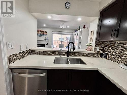 36 Van Fleet Terrace, Milton, ON - Indoor Photo Showing Kitchen With Double Sink With Upgraded Kitchen