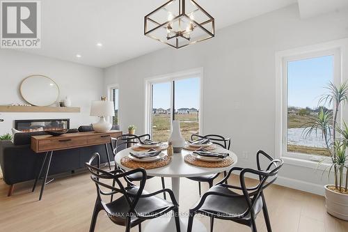 167 Bowman Drive, Middlesex Centre (Ilderton), ON - Indoor Photo Showing Dining Room