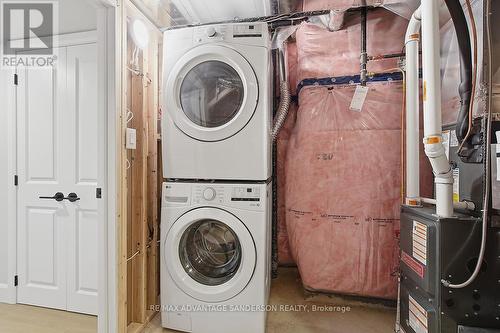 167 Bowman Drive, Middlesex Centre (Ilderton), ON - Indoor Photo Showing Laundry Room