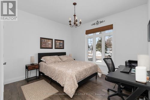 2967 Earl Street, Innisfil, ON - Indoor Photo Showing Bedroom