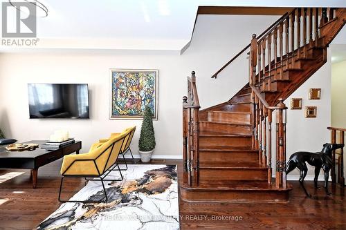 30 Spruce Pine Crescent, Vaughan, ON - Indoor Photo Showing Other Room