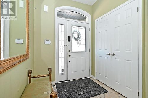 30 Spruce Pine Crescent, Vaughan, ON - Indoor Photo Showing Other Room