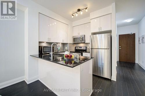 907 - 9582 Markham Road, Markham, ON - Indoor Photo Showing Kitchen
