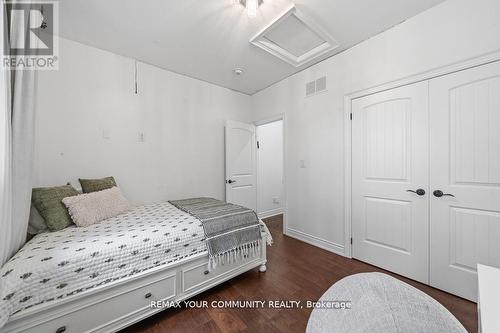 38 Windermere Circle, Tay, ON - Indoor Photo Showing Bedroom