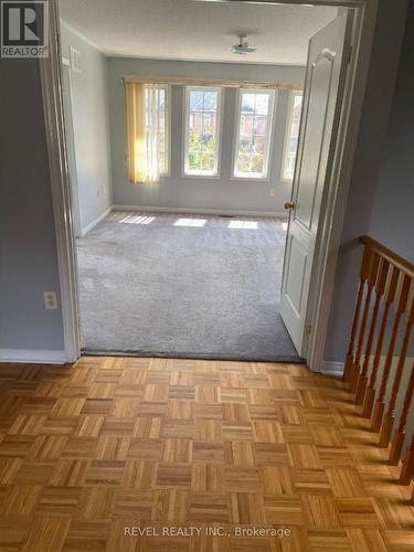 3167 Morning Glory Mews, Mississauga, ON - Indoor Photo Showing Other Room