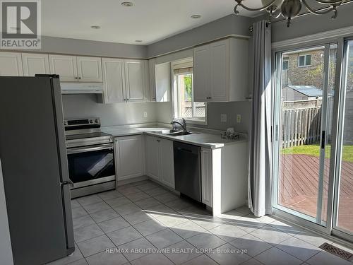 2473 Lazio Lane, Oakville, ON - Indoor Photo Showing Kitchen With Double Sink