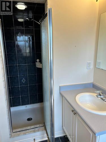 2473 Lazio Lane, Oakville, ON - Indoor Photo Showing Bathroom