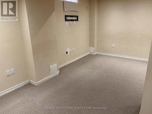 2473 Lazio Lane, Oakville, ON - Indoor Photo Showing Other Room