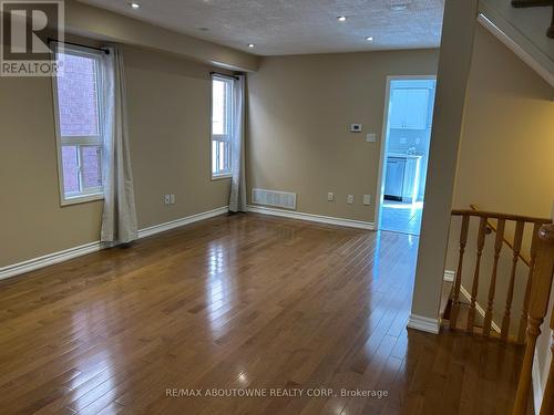 2473 Lazio Lane, Oakville, ON - Indoor Photo Showing Other Room