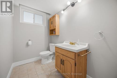 33 Grassmere Crescent, Brampton, ON - Indoor Photo Showing Bathroom