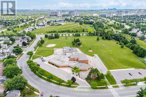 33 Grassmere Crescent, Brampton, ON - Outdoor With View
