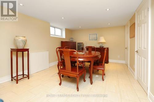 2694 Truscott Drive, Mississauga, ON - Indoor Photo Showing Dining Room