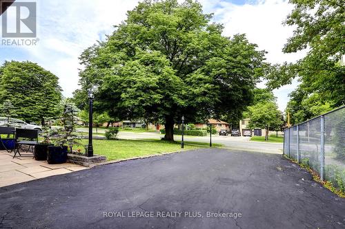 2694 Truscott Drive, Mississauga, ON - Outdoor