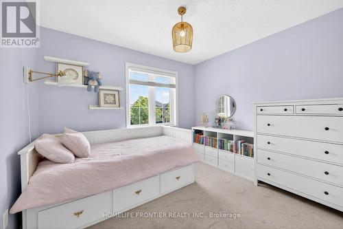 38 Templeton Court, Brampton, ON - Indoor Photo Showing Bedroom