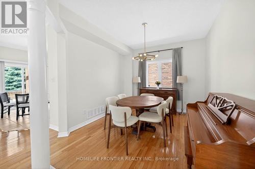 38 Templeton Court, Brampton, ON - Indoor Photo Showing Dining Room