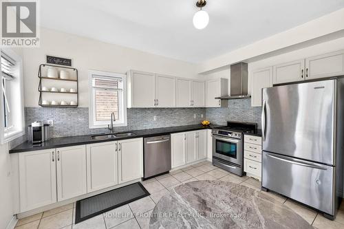 38 Templeton Court, Brampton, ON - Indoor Photo Showing Kitchen With Stainless Steel Kitchen With Double Sink