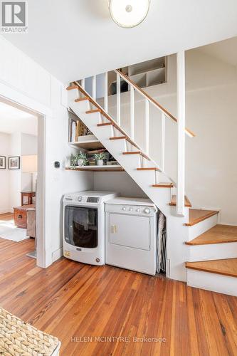 5012 Morrison Street, Niagara Falls, ON - Indoor Photo Showing Kitchen