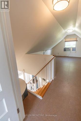 5012 Morrison Street, Niagara Falls, ON - Indoor Photo Showing Other Room