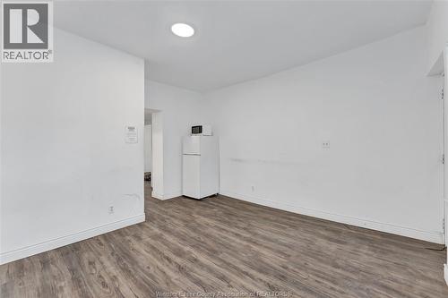 418 Caron Avenue, Windsor, ON - Indoor Photo Showing Other Room