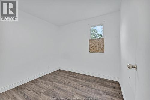 418 Caron Avenue, Windsor, ON - Indoor Photo Showing Other Room