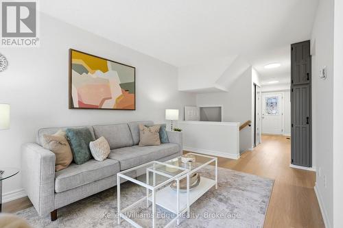 23 - 333 Meadows Boulevard, Mississauga (Rathwood), ON - Indoor Photo Showing Living Room