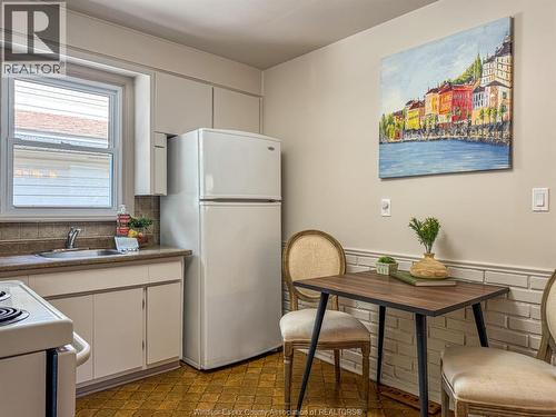 482 John M St, Windsor, ON - Indoor