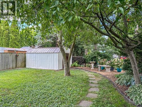 482 John M St, Windsor, ON - Outdoor