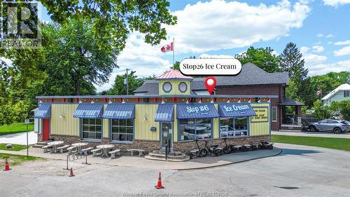 482 John M St, Windsor, ON - Outdoor