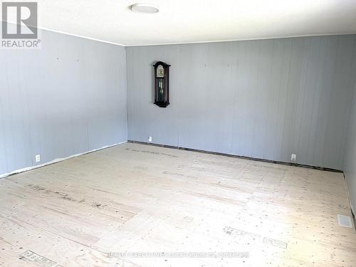 926 Main Street N, Callander, ON - Indoor Photo Showing Other Room