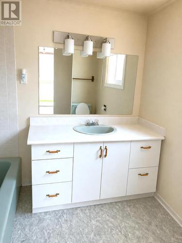 926 Main Street N, Callander, ON - Indoor