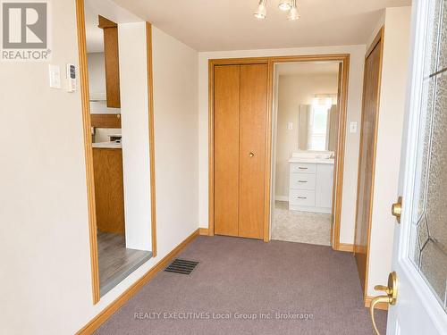 926 Main Street N, Callander, ON - Indoor Photo Showing Other Room