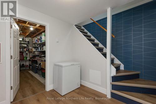 106 Lakeview Court, Bonfield, ON - Indoor Photo Showing Other Room