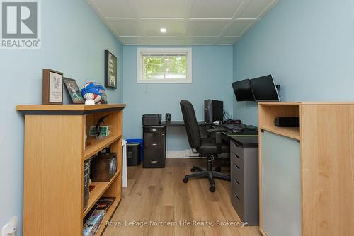 106 Lakeview Court, Bonfield, ON - Indoor Photo Showing Office