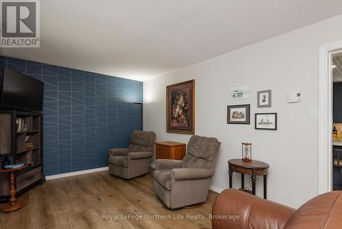 106 Lakeview Court, Bonfield, ON - Indoor Photo Showing Other Room