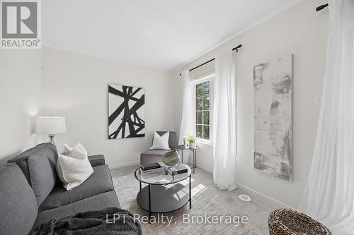 2488 Bromus Path, Oshawa (Windfields), ON - Indoor Photo Showing Living Room