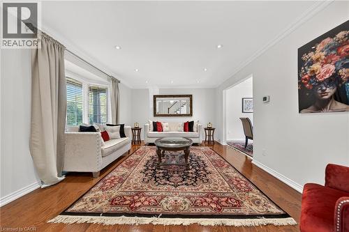 5 Mays Crescent, Waterdown, ON - Indoor Photo Showing Living Room