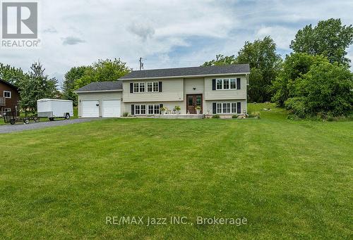 23 BAYVIEW DRIVE  Greater Napanee (Greater Napanee), ON K7R 3K8