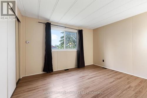 2 Fenelon Way, Kawartha Lakes (Lindsay), ON - Indoor Photo Showing Other Room