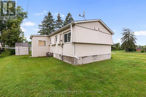 2 Fenelon Way, Kawartha Lakes (Lindsay), ON - Outdoor