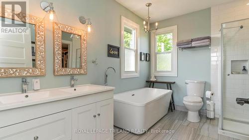 33134 Back Street, Dutton/Dunwich (Iona), ON - Indoor Photo Showing Bathroom