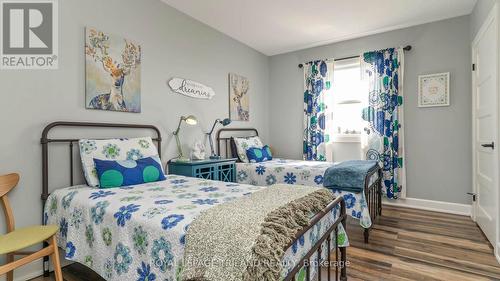 33134 Back Street, Dutton/Dunwich (Iona), ON - Indoor Photo Showing Bedroom