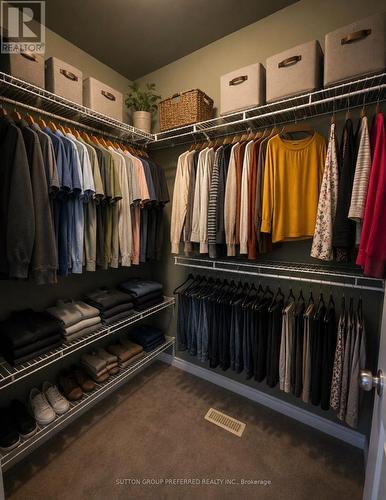 284 Exmouth Circle, London East (East L), ON - Indoor With Storage