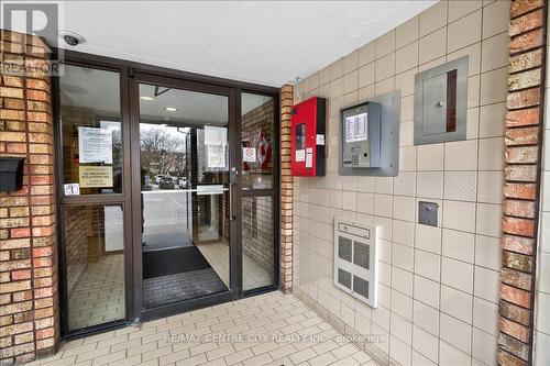 102 - 31 Victoria Street S, Strathroy-Caradoc (Nw), ON -  Photo Showing Other Room