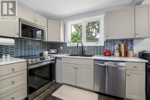 61 Reid Street, St. John'S, NL - Indoor Photo Showing Kitchen With Double Sink With Upgraded Kitchen