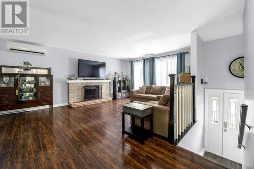 61 Reid Street, St. John'S, NL - Indoor Photo Showing Living Room