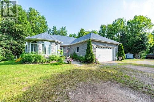 1692 Black Bay Road, Petawawa, ON - Outdoor